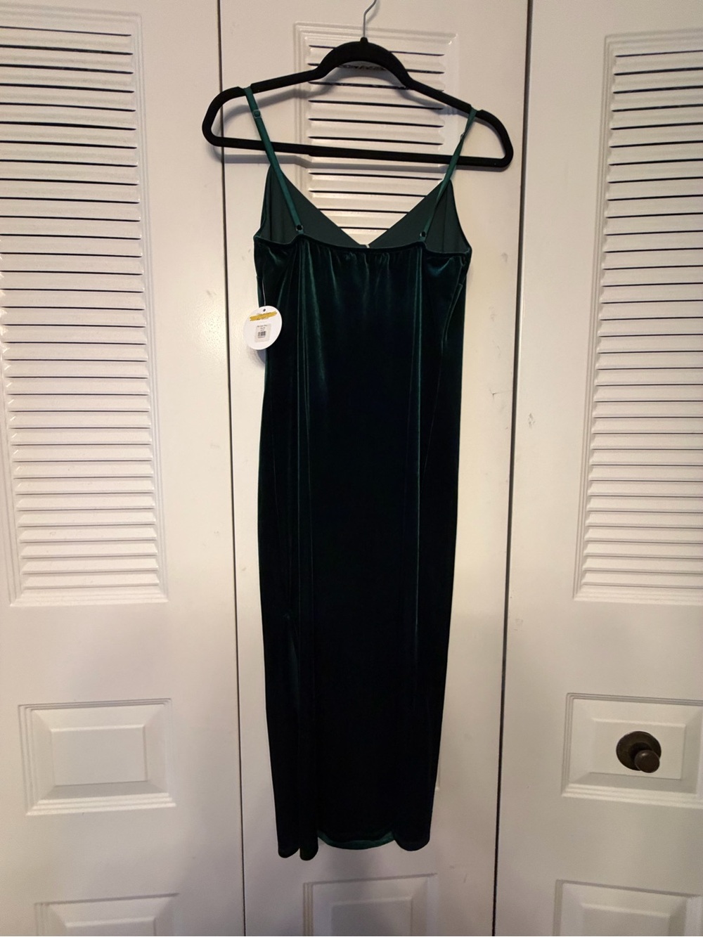Q2 Emerald Green Velvet Midi Slip Dress